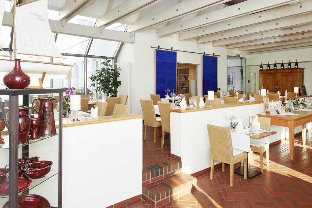 Hotel Kleines Meer Waren Kültér fotó