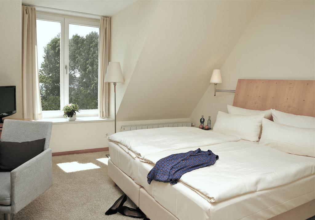 Hotel Kleines Meer Waren Kültér fotó