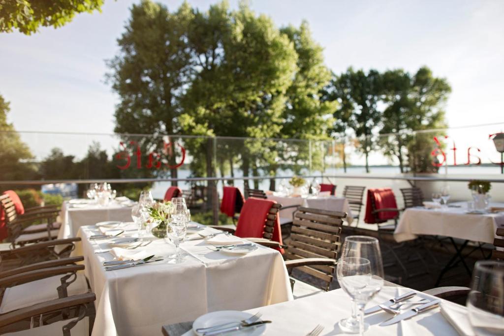 Hotel Kleines Meer Waren Kültér fotó