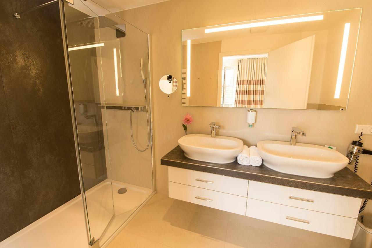 Hotel Kleines Meer Waren Kültér fotó